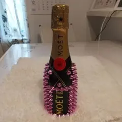 Item thumbnail for item 9657ab8a-c1dd-4d58-8b80-3fef22ddb99c