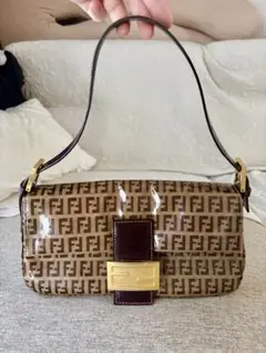 極美品 フェンディ マンマバケット ウール ズッカ柄 ハンドバッグ レディース FENDI - 極 美品 箱付 FENDI フェンディ マンマバケット ズッカ