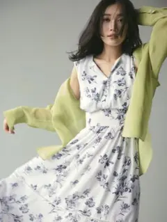 ウエストシャーリングフラワープリントワンピース