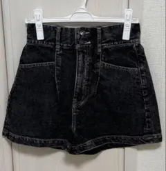 これから夏に！Heather ブラック デニムショートパンツ