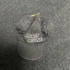 ミッキーマウスポンポン付き帽子キーホルダー