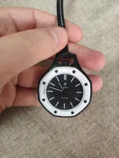 美品 白ステッチ黒レザー紐ネックウォッチ Royal Pop AP×Swatchのサムネイル
