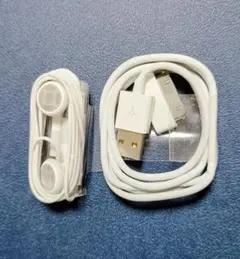 Apple 有線イヤホンと USBケーブル（30ピン Dock コネクタ）
