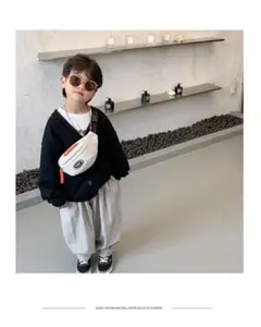 【新品未使用】キッズ ボディバッグ ウエストポーチ ショルダーバッグ ベージュのサムネイル