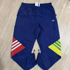 adidasオリジナルス　ナイロンロングパンツ