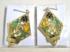 ツイステッドワンダーランド ツイステ メタルチャーム2点