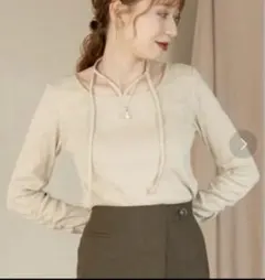 【hinari】メランジデザイントップスのサムネイル