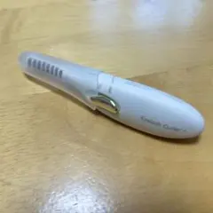 【匿名配送】 ニトリ ミニ ホットビューラー Eyelash Curlerのサムネイル