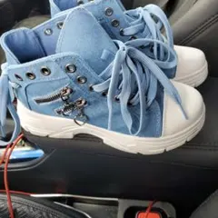 青デニム ハイカットスニーカー ジッパー付き