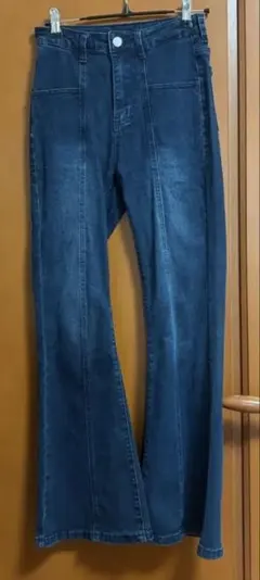 【SHEIN】ハイウエスト フレアデニムパンツ