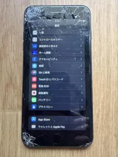Apple iPhone 7 Plus 本体　画面割れ