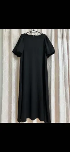GeeRA ストレッチ ボリューム袖ロングワンピース❣️ブラックＬ美品❣️透け感無し