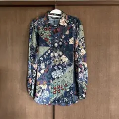 ☆新品☆ ZARA フラワープリント 長袖シャツ ネイビー系