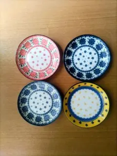 CENTURY 小花の小皿　４枚セット。のサムネイル