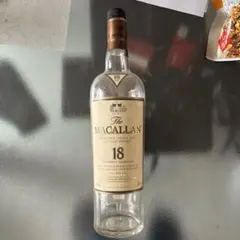 希少旧瓶！】The MACALLAN 18年 空瓶2本セット - メルカリ