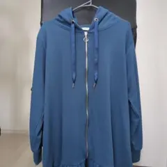 noannu 大きいサイズのジップロングパーカー 青色　Lサイズ