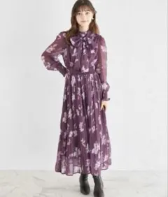 ２ＷＡＹボウタイリボン付きフラワープリントシャーリングプリーツワンピース ワイン