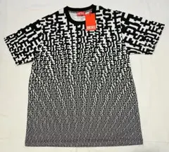 新品未使用】DIESEL 2026 VALENTINE限定ギフト Tシャツ - メルカリ