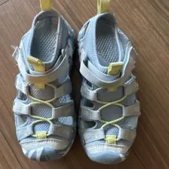 keen メッシュ サンダル １９.５㎝