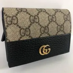 極美品・箱付き グッチ GGスプリーム 二つ折り財布 PVC×レザー