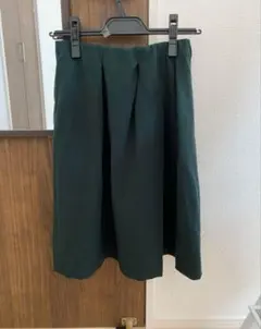 サイズS【タグ付新品】anySiS フレアスカート 深緑 ひざ丈　厚手