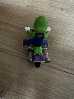 任天堂 マリオカート ルイージ フィギュア バイクのサムネイル