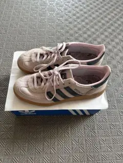 adidas SPEZIALスニーカー