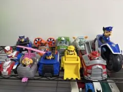 パウ・パトロール ミニカーセット ９種　ラジコン　パウステーション