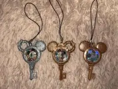 ディズニー 鍵ストラップキー 3種セットのサムネイル