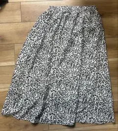 試着のみ《 DAZY 》 レディース　XLサイズ　ロングスカート　レオパード