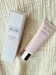 Miss Dior ローズシャワーオイルインフォーム 75ml 新品未使用