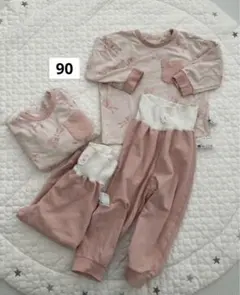 長袖パジャマ　双子　90 うさぎ柄 GU