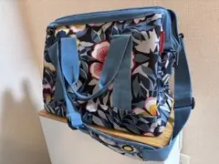 Item thumbnail for item e21e7d9b-e9e2-4f0a-a648-a72213f203fc