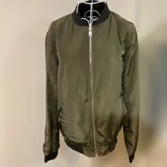 オリーブグリーン MA-1ジャケット　Ｌサイズ
