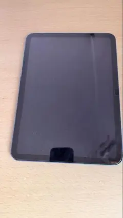 iPad（第10世代） 64GB WiFiモデル MPQ13J/A