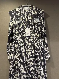 2025年最新】ADAM ET ROPE' (アダムエロペ) アートプリントワンピース