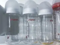 ピジョン 哺乳瓶 8本、液体ミルクアタッチメント3つセット