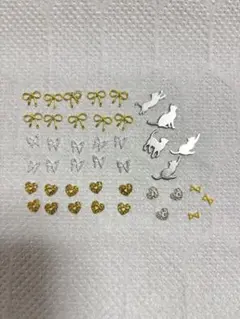 ②ネイルアートデコレーションセット