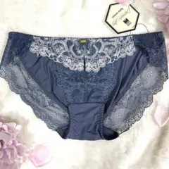 Item thumbnail for item 5d0a0568-39c5-43b6-b993-f173ed057a50