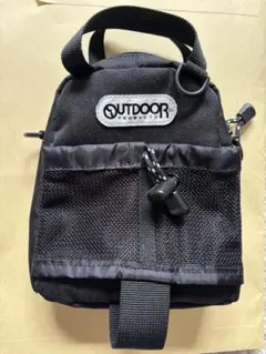 OUTDOOR PRODUCTS ボア くま型ポーチ チェーン付き - メルカリ