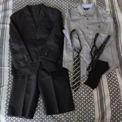 キッズフォーマルスーツセット（黒・グレー）