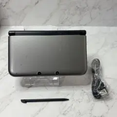 【美品・付属品付き】ニンテンドー 3DS LL 3DSLL 本体 良品 シルバー