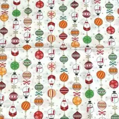 ❤︎ Xmas オーナメント柄（ホワイト） シーチング 綿１００%１０６㎝×５０㎝