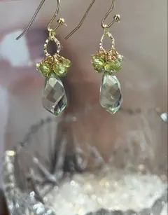 14kgf天然石ピアス　グリーンアメジスト　ペリドット