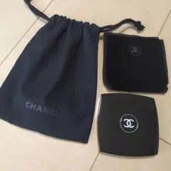 CHANEL ブラック コンパクトミラー 巾着付き