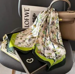 【スカーフ】大判 花柄 蝶々 グリーン チャーム 高見え 上品 結婚式