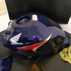 HONDA タンク CBR250R MC41 ミレニアムレッド 2013年 - メルカリ