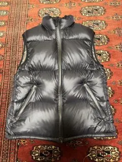 【美品】BALMY NANGA ブラック ダウンベスト
