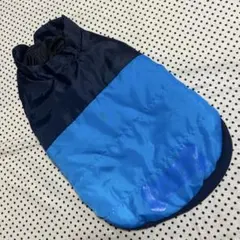 Item thumbnail for item 253cb1cc-6fe0-4f15-82a4-87f10527c82e