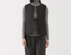 無印良品 軽量ダウンポケッタブルノーカラーベスト 2025 黒 XL